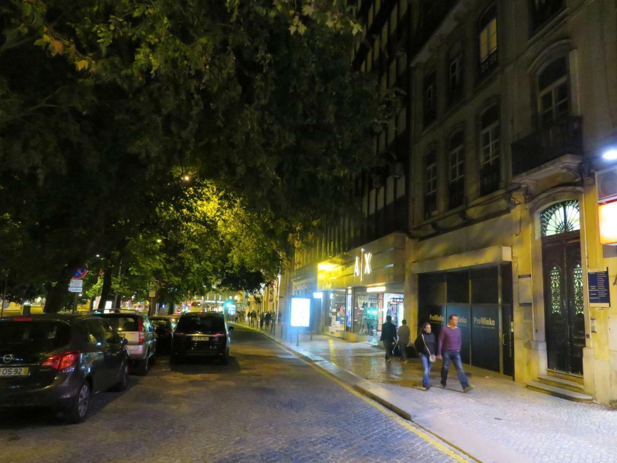 A Ponte Avenida Hotell Lisboa Exteriör bild
