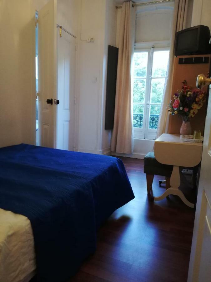 A Ponte Avenida Hotell Lisboa Exteriör bild